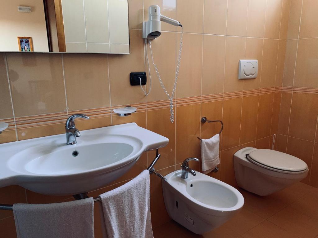 Hotel Costa Blu的一间浴室