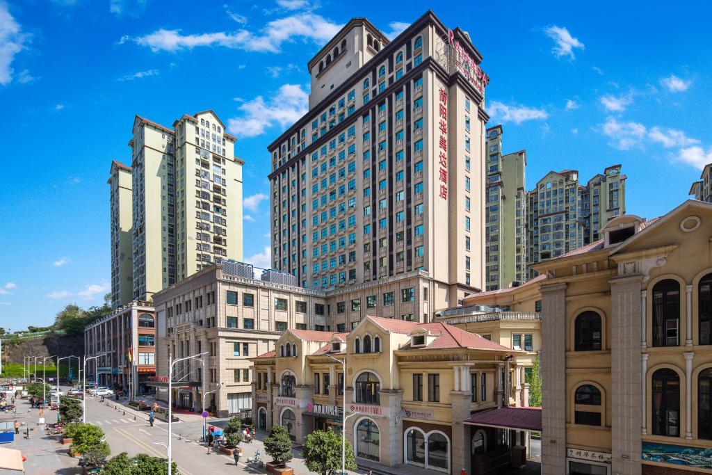 简阳华美达酒店