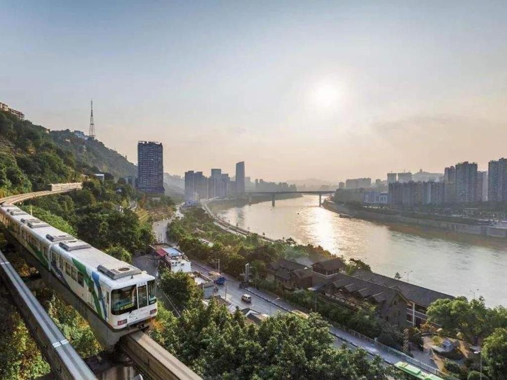 7天优品重庆南坪步行街轻轨站店