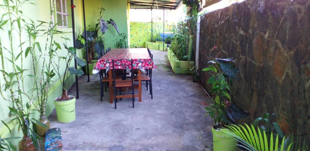 La Caverne3 bedrooms house with furnished garden and wifi at Bonne Terre的相册照片