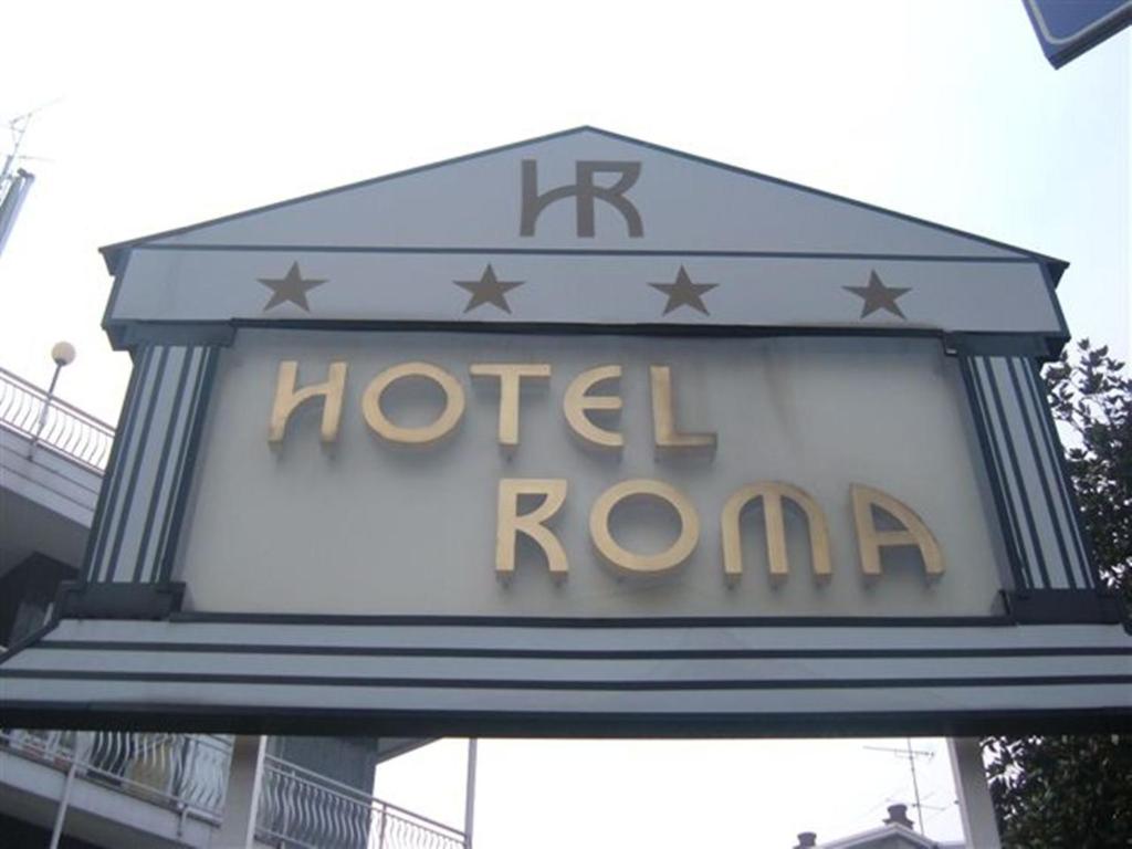 切萨诺博斯科内罗马酒店的星标