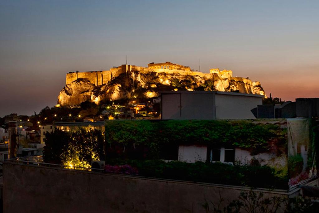 雅典爱玛仕酒店的山顶的城堡