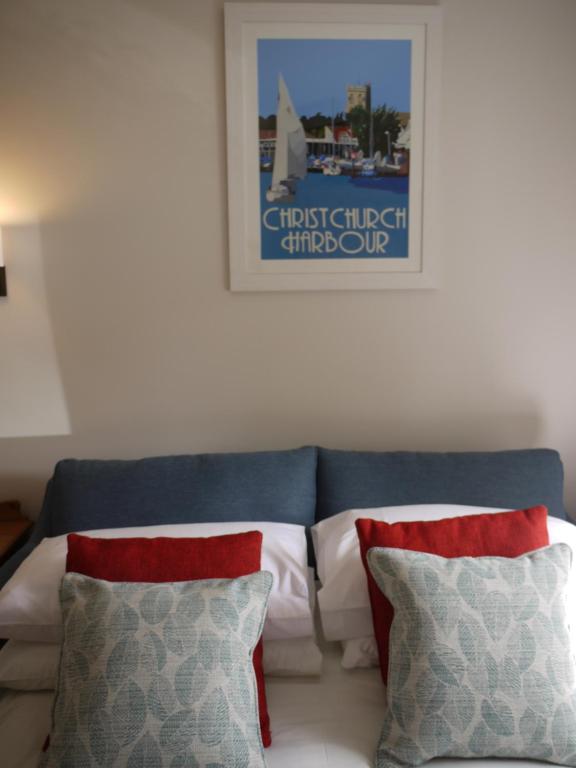 Cranborne House客房内的一张或多张床位