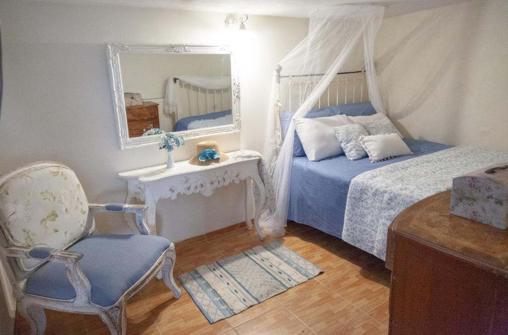 Lorantina Luxury Sea View Holiday House close to Barbati &amp; Ipsos Beach with Starlink WiFi客房内的一张或多张床位