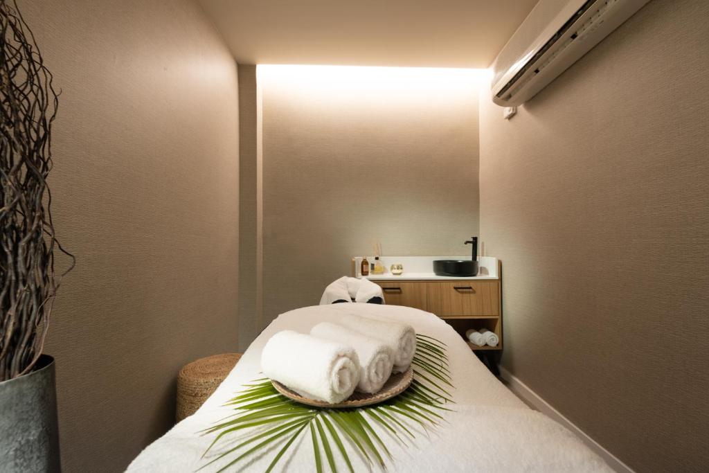 U Splash Resort Eilat客房内的一张或多张床位