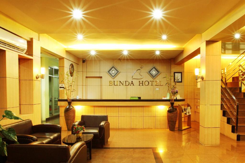 Bunda Hotel Padang - Halal Hotel大厅或接待区