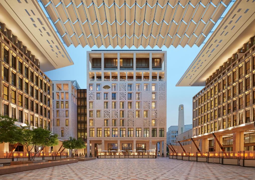 多哈Mandarin Oriental, Doha的建筑高楼 ⁇ 染