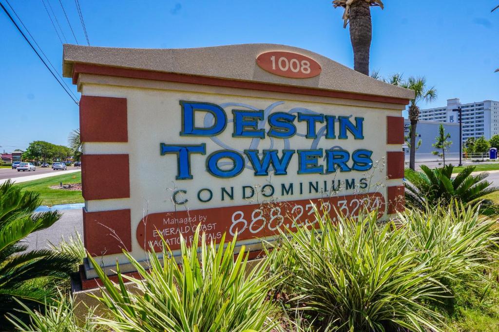 德斯坦Destin Towers - MIDDLE UNIT ON THE BEACH!的设计塔楼公寓标志
