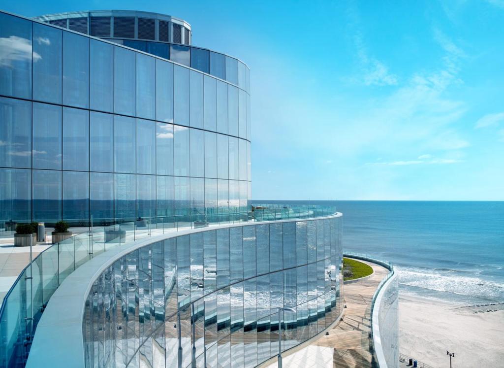 海景或在酒店看到的海景