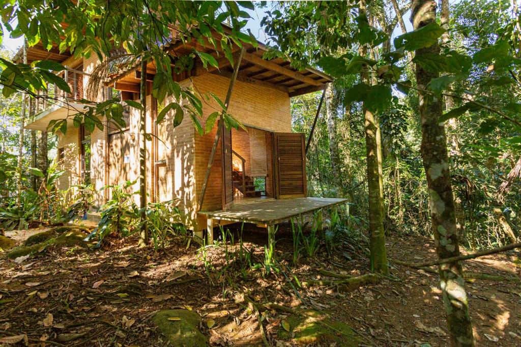 Oca Paraty Chalé Ecológico外面的花园