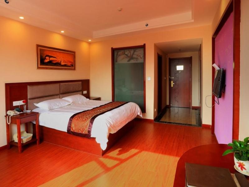 格林豪泰江西省九江市火车站前弘祥商务酒店