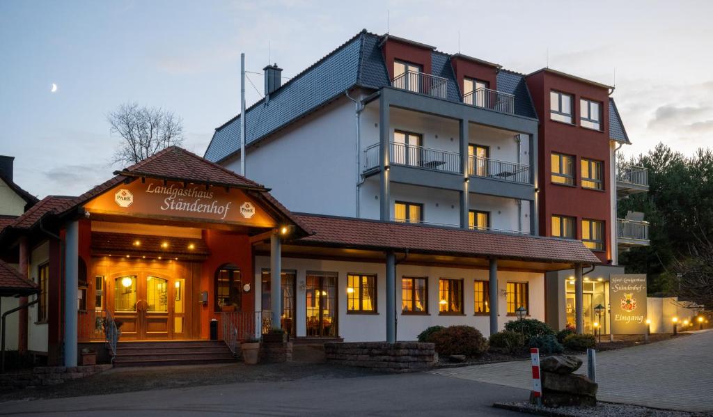 RuppertsweilerHotel-Landgasthaus Ständenhof的akritkritkritkrit inn酒店是一家kritkritkrit酒店