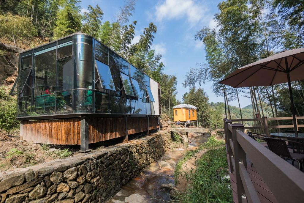 尚山居地球仓生态度假酒店