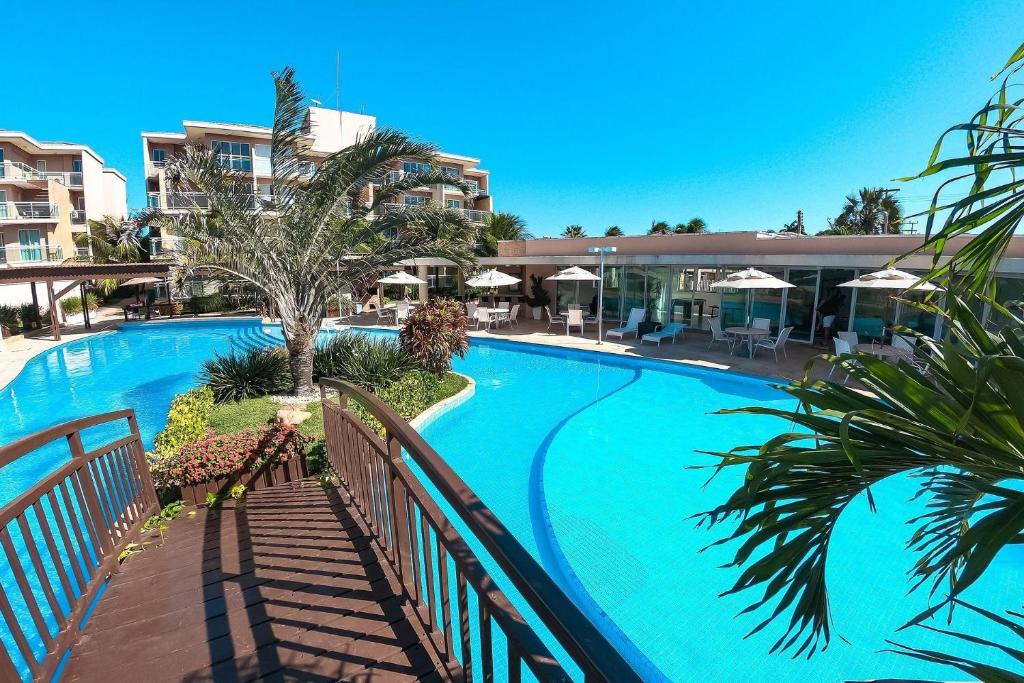 阿奎拉兹Palm Beach | Porto das Dunas - CE的度假村的游泳池