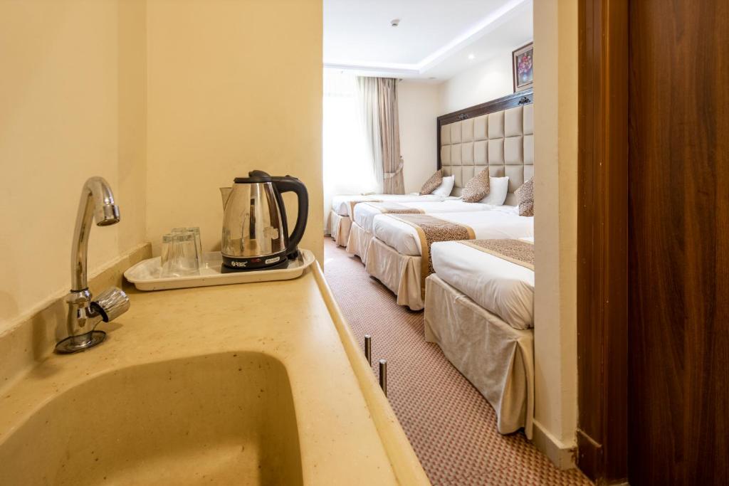 mirada purple - aziziyah