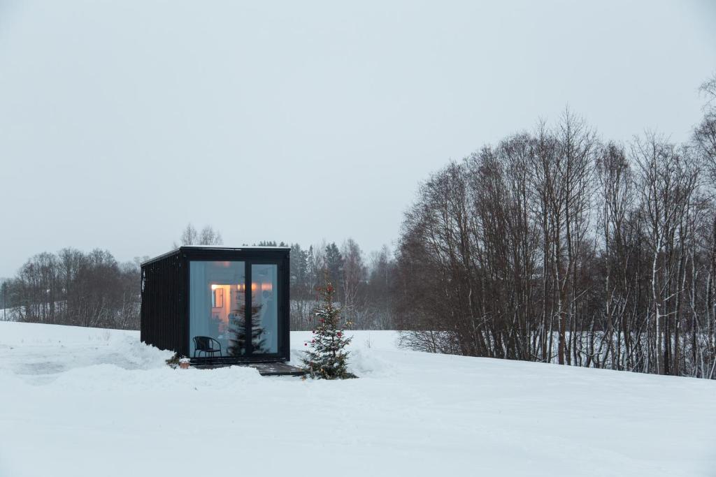 冬天的Unique Tiny House getaway in the nature - Kenshó