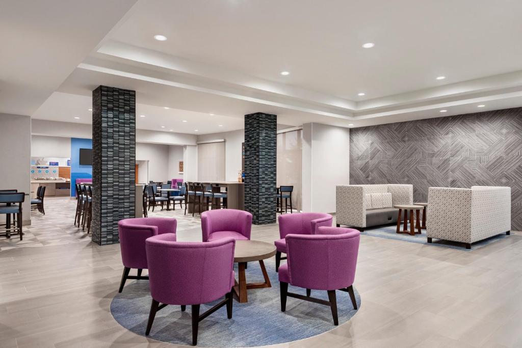 邓弗里斯Holiday Inn Express Dumfries-Quantico, an IHG Hotel的相册照片