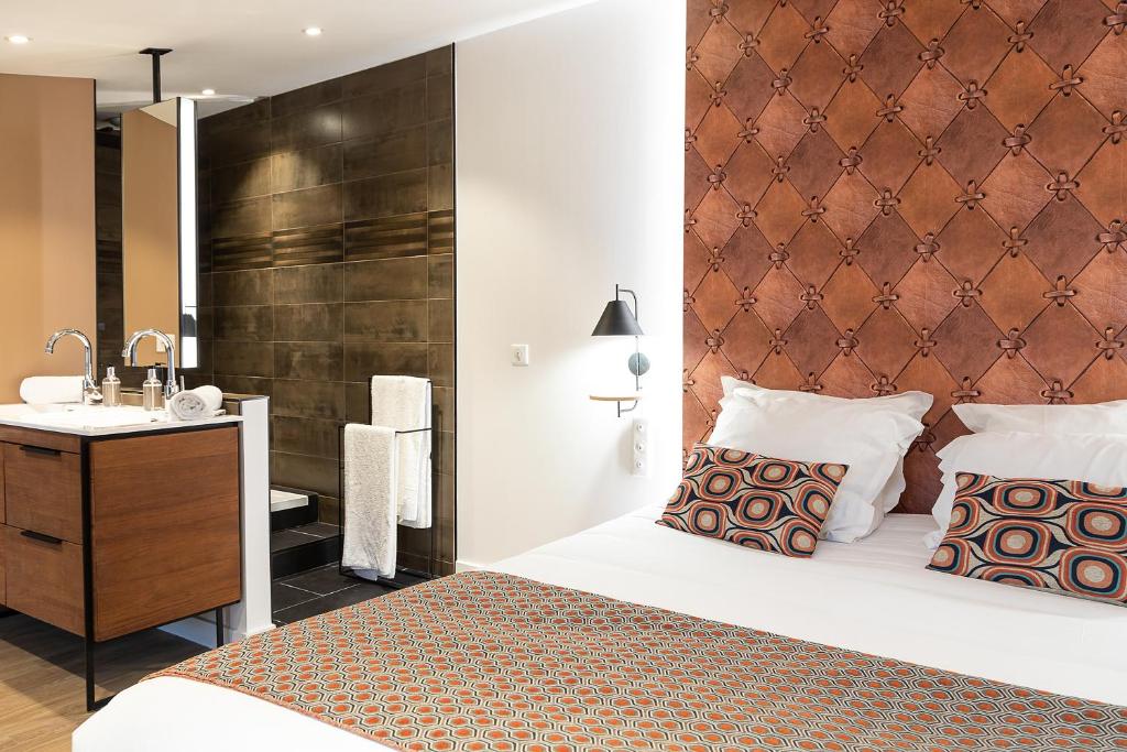 5尚布勒别墅酒店客房内的一张或多张床位