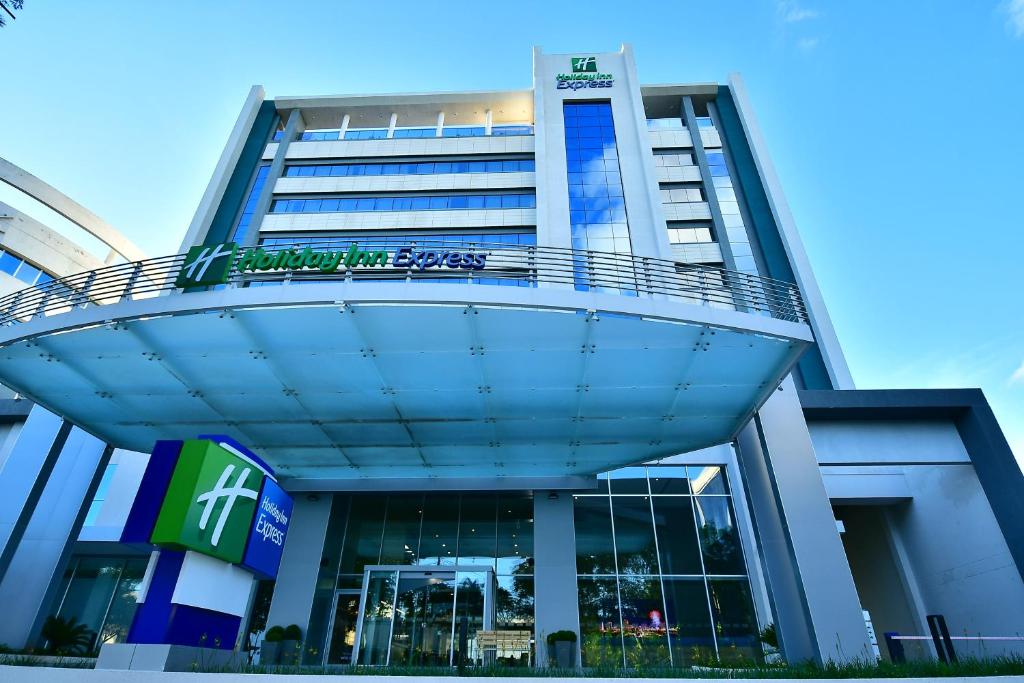 亚松森Holiday Inn Express Asuncion Aviadores , an IHG Hotel的相册照片