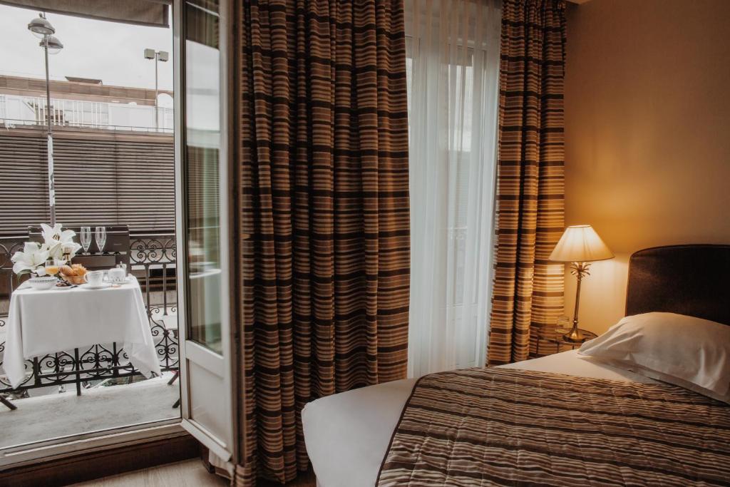 巴黎蒙帕尔纳斯沃尔多夫酒店的相册照片