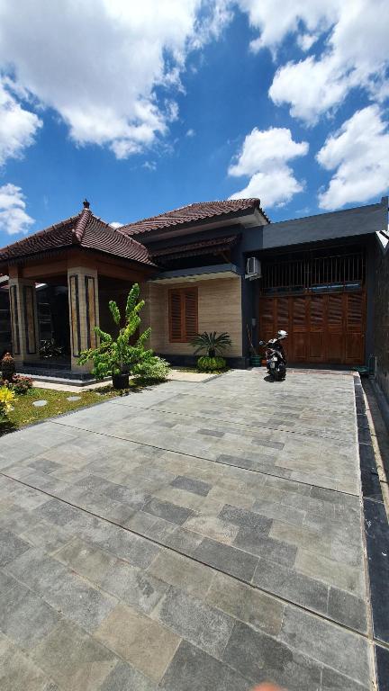 度假屋 oemah njongkang homestay