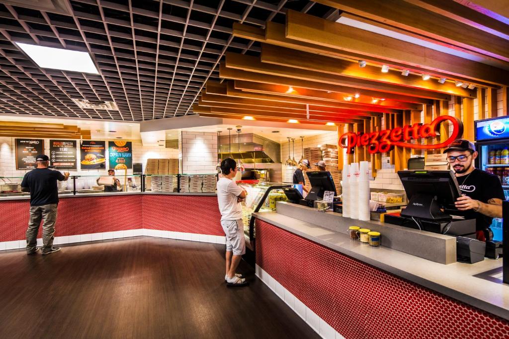 入住德洛瑟柯斯瑟柯斯里诺酒店的客人