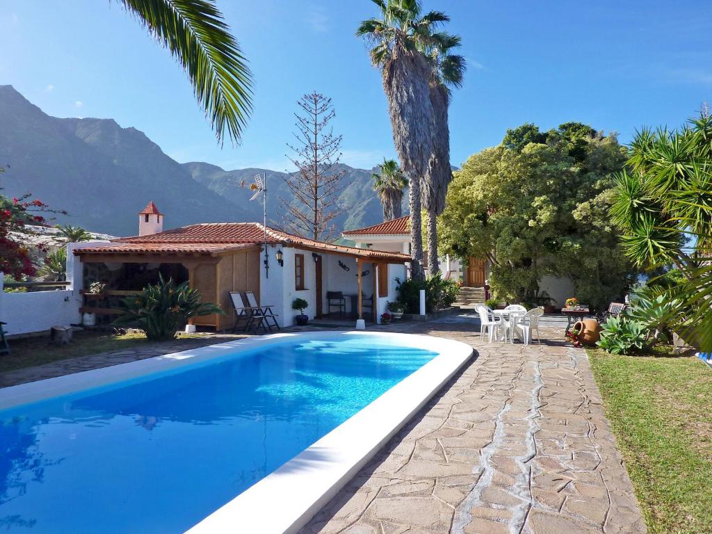 Holiday Home El Castillo - BUV134 by Interhome内部或周边的泳池