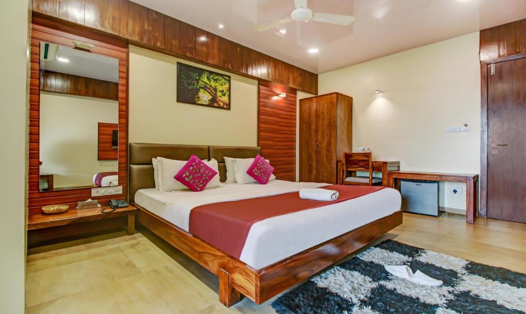 Hotel Shree Daan客房内的一张或多张床位