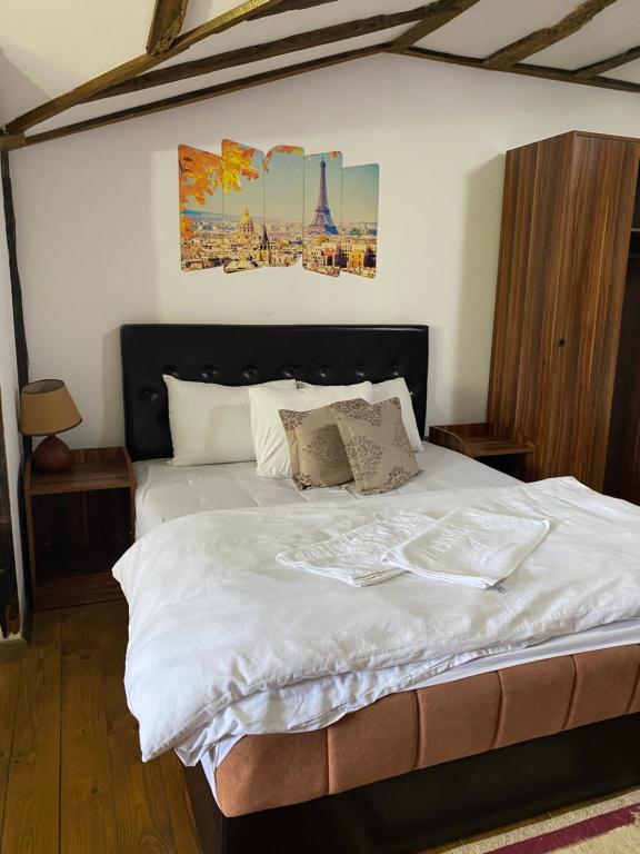 Hotel Etno Selo Timcevski客房内的一张或多张床位