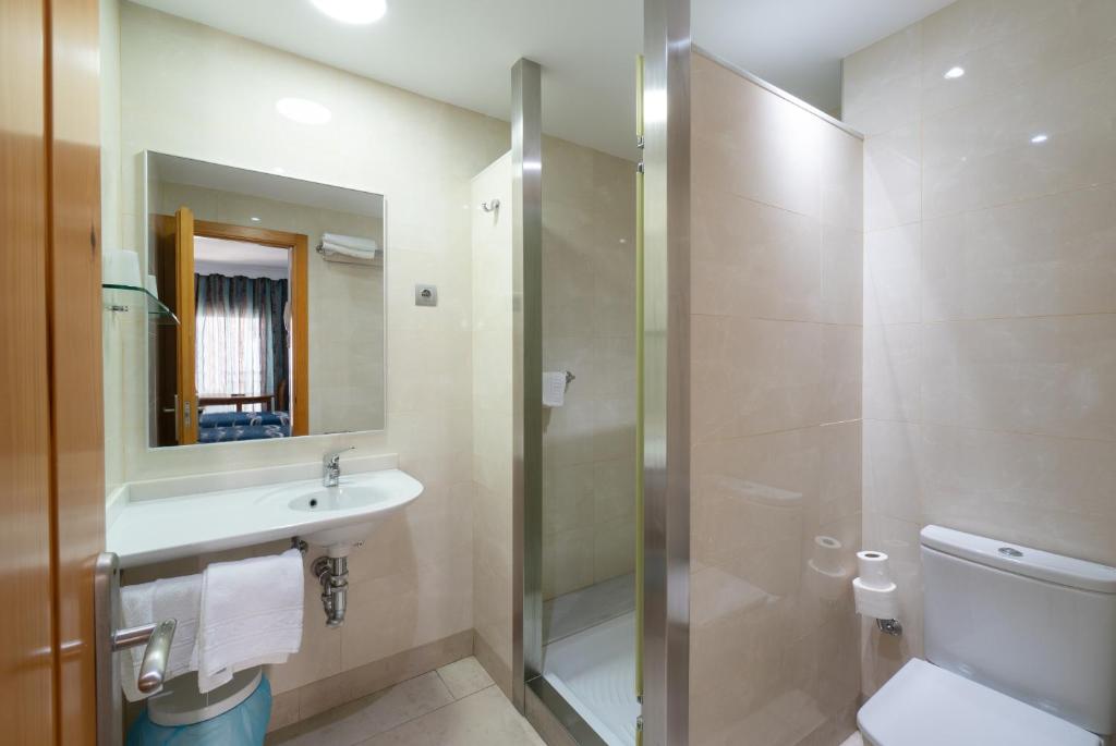Apartamentos Caracas的一间浴室