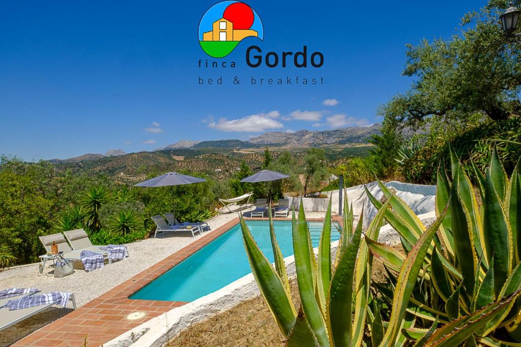 RíogordoFinca Gordo的山景别墅 - 带游泳池