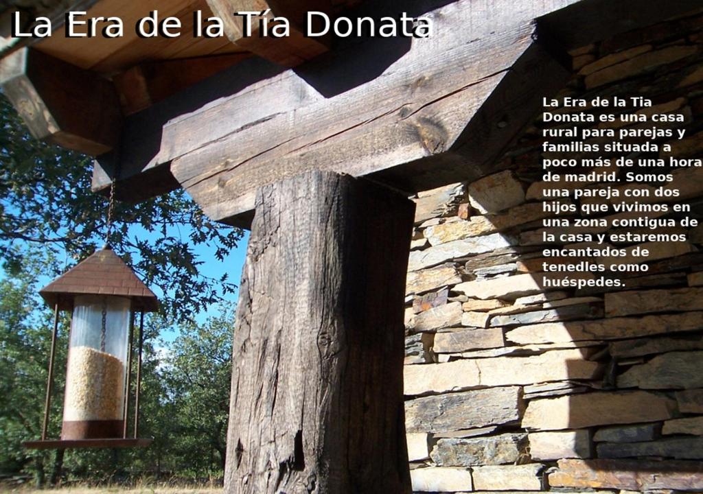 坎皮略德拉纳斯La Era de la Tía Donata的木十字架和石墙的书封