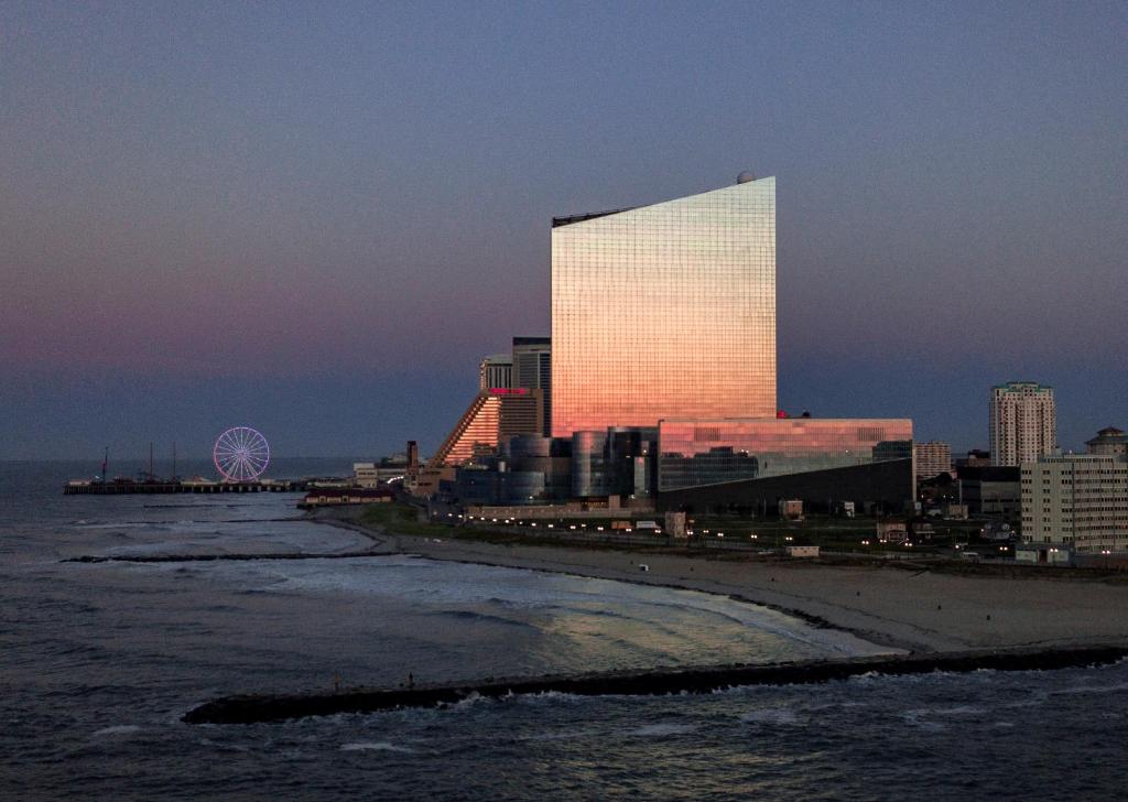 海景或在酒店看到的海景