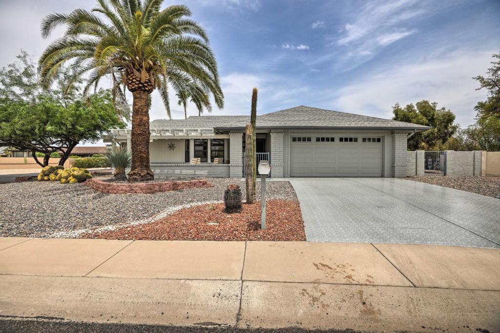 度假屋 inviting sun city dwelling near golf courses!