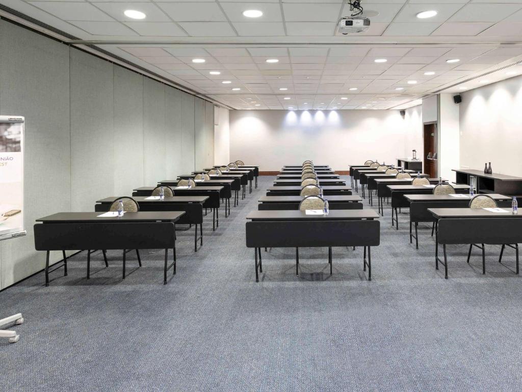 圣保罗保利斯塔美居酒店商务区和&#47;或会议室
