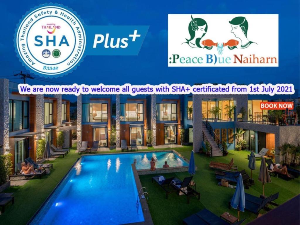 拉威海滩Peace Blue Naiharn Naturist Resort Phuket SHA Extra Plus的游泳池别墅广告