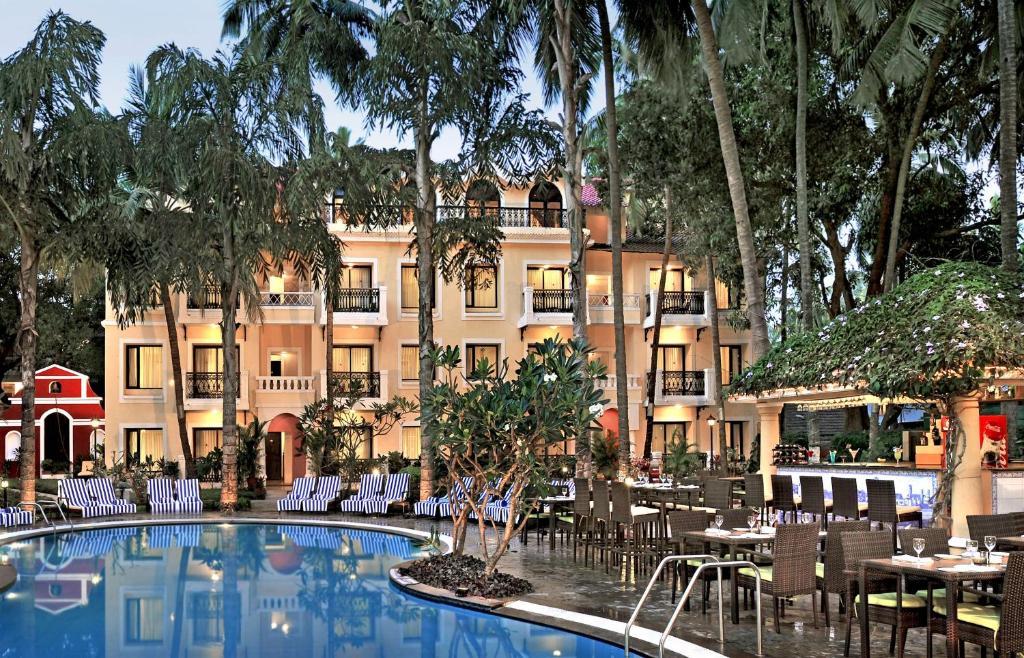 Park Inn by Radisson Goa Candolim内部或周边的泳池