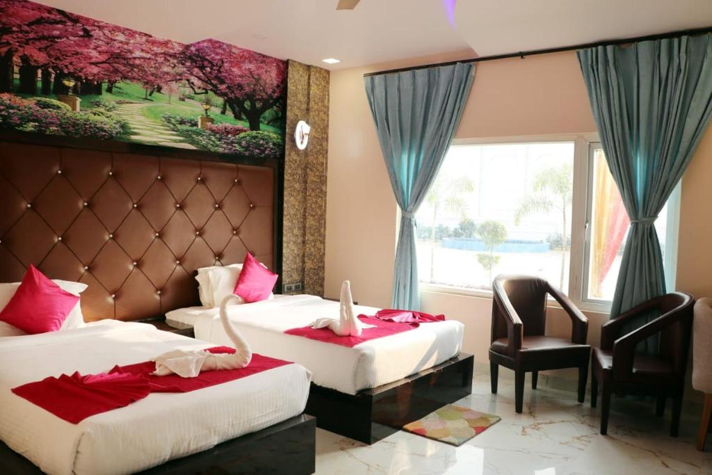 Blue Diamond Resort & Hotel客房内的一张或多张床位