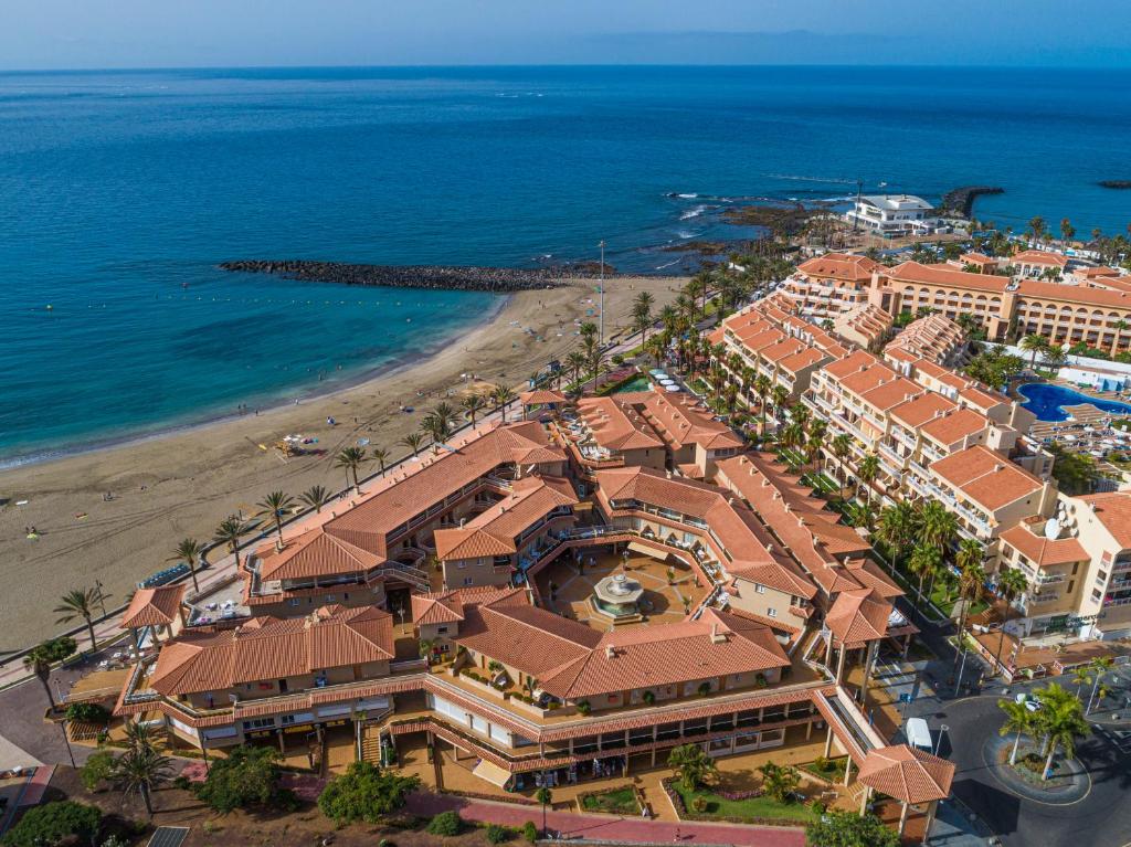 美洲海滩维斯塔苏尔酒店的享有度假胜地和海滩的空中景致