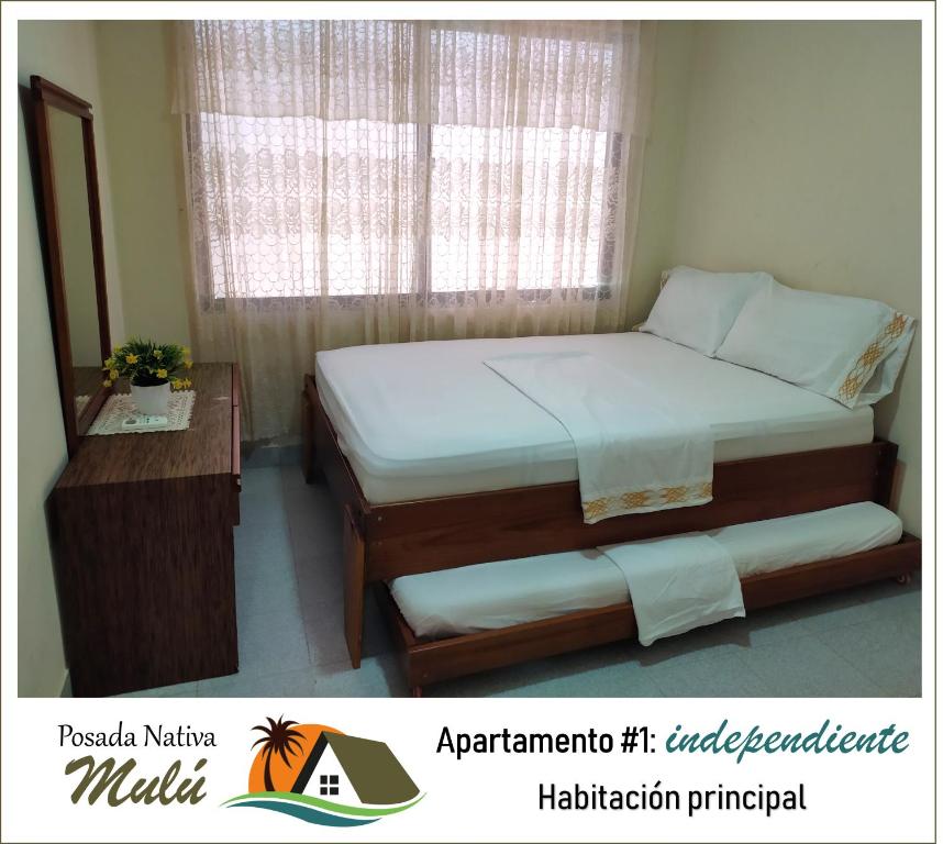 圣安德烈斯Posada Nativa Mulu的一间小卧室,配有床和窗户