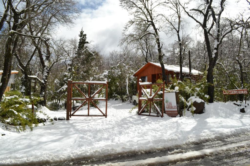 Cabañas Los Cuatro Robles平面图