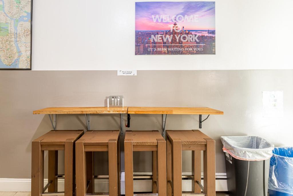 Best Room To Visit NYC-Subway Access平面图