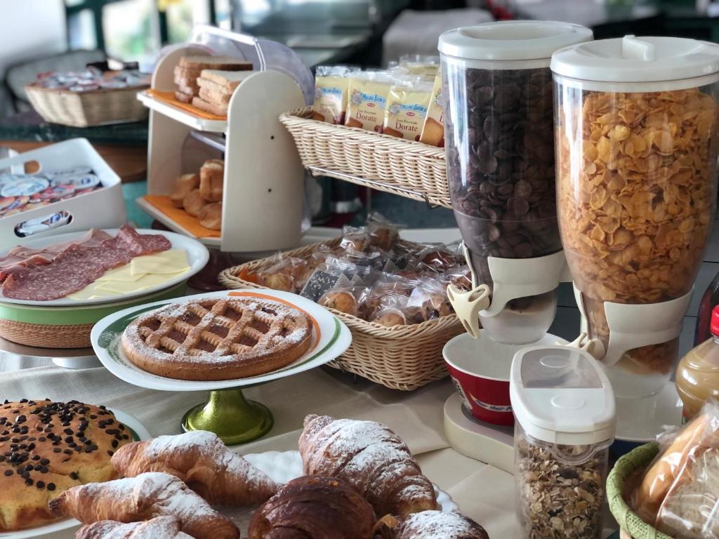 麦得诺酒店提供给客人的早餐选择
