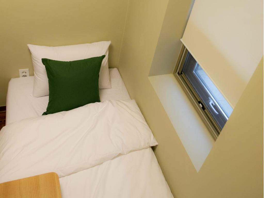 首尔站酒店客房内的一张或多张床位