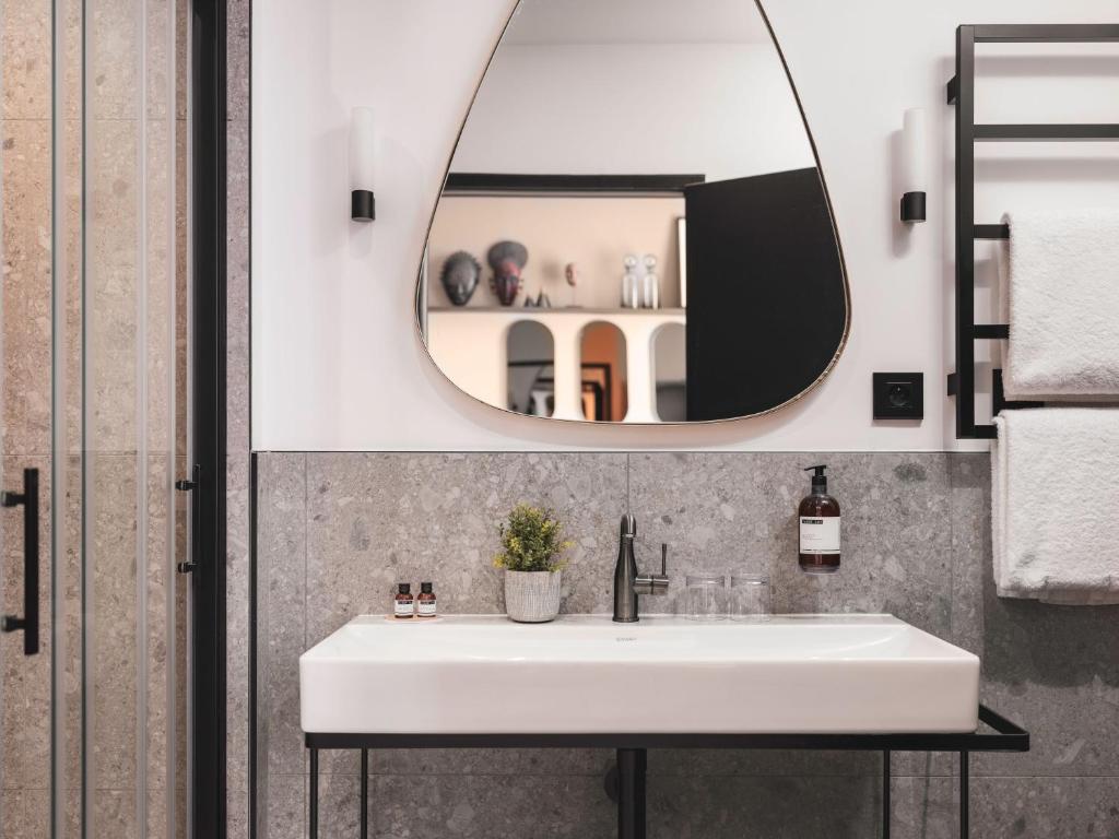 Maisons du Monde Hôtel &amp; Suites - Marseille Vieux Port平面图