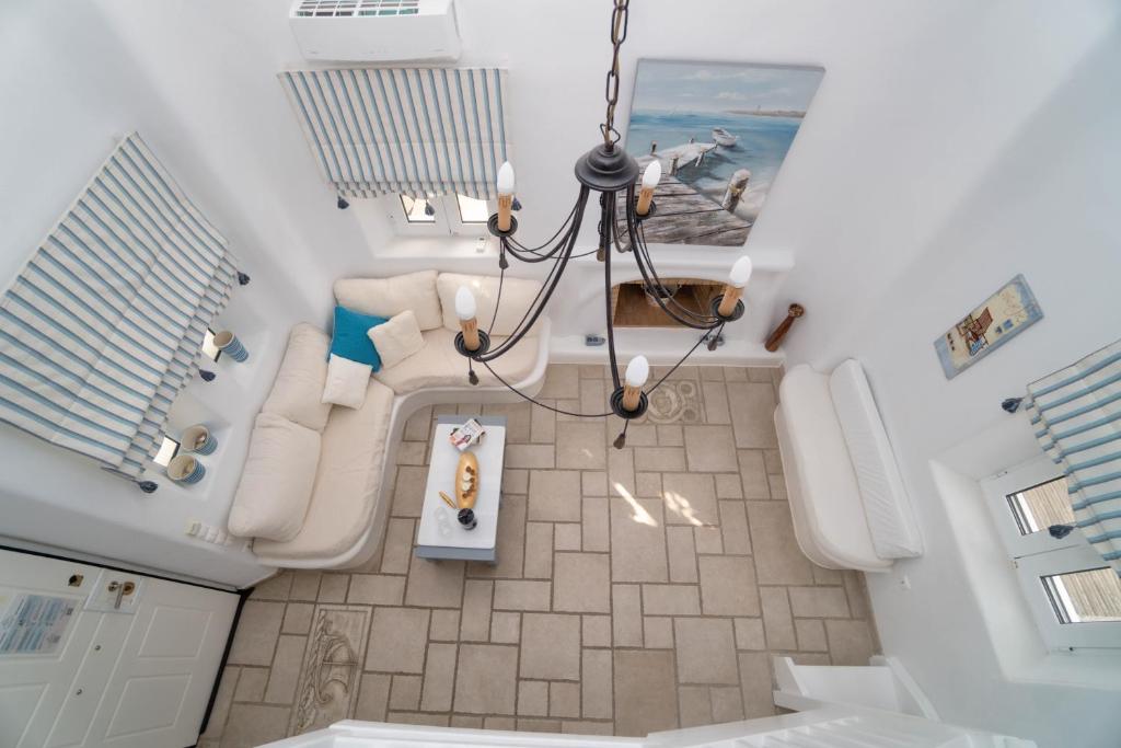 Mykonian Iros Suites & Villas的一间浴室