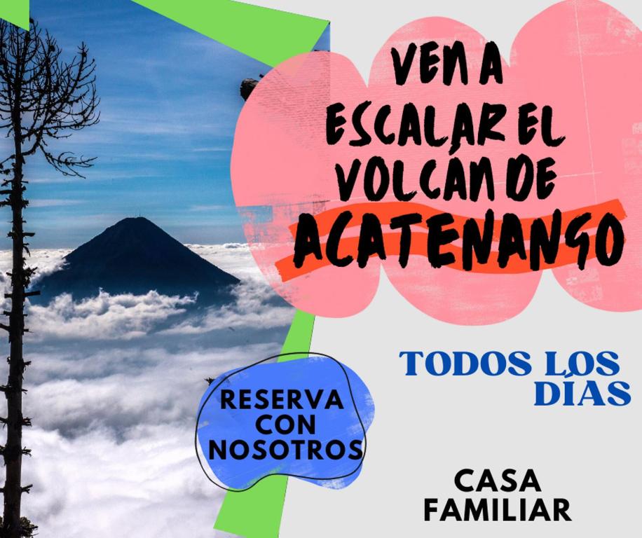 危地马拉安地瓜Casa Familiar的背景中与山相映的照片