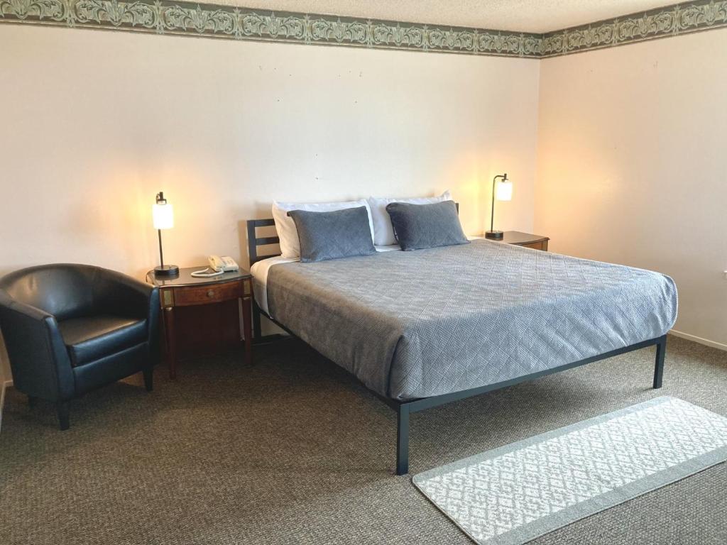 Coast Riders Inn客房内的一张或多张床位