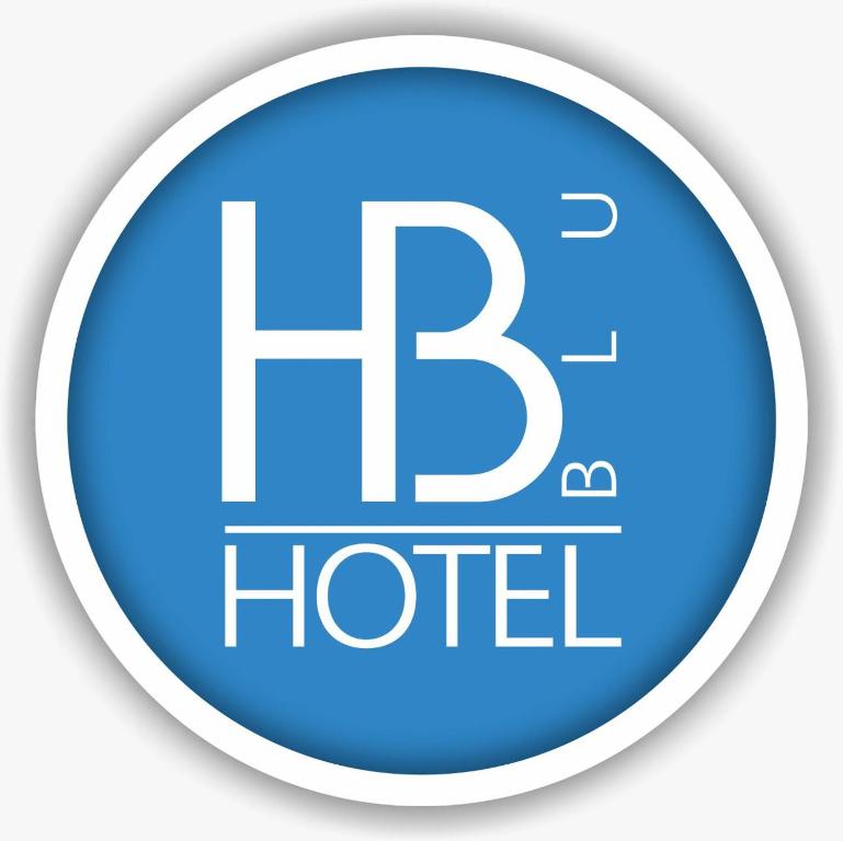 库库塔Hotel Blu Cúcuta的带有周期单元的圆蓝色按钮