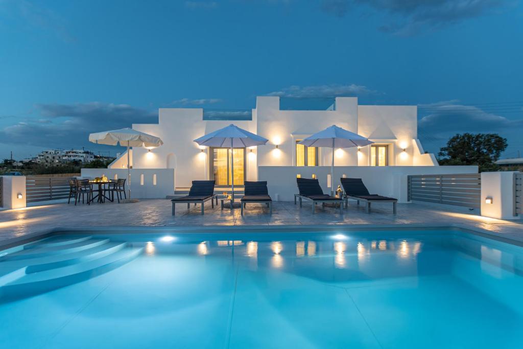 Sand & Sea Private Pool Villa Agia Anna平面图